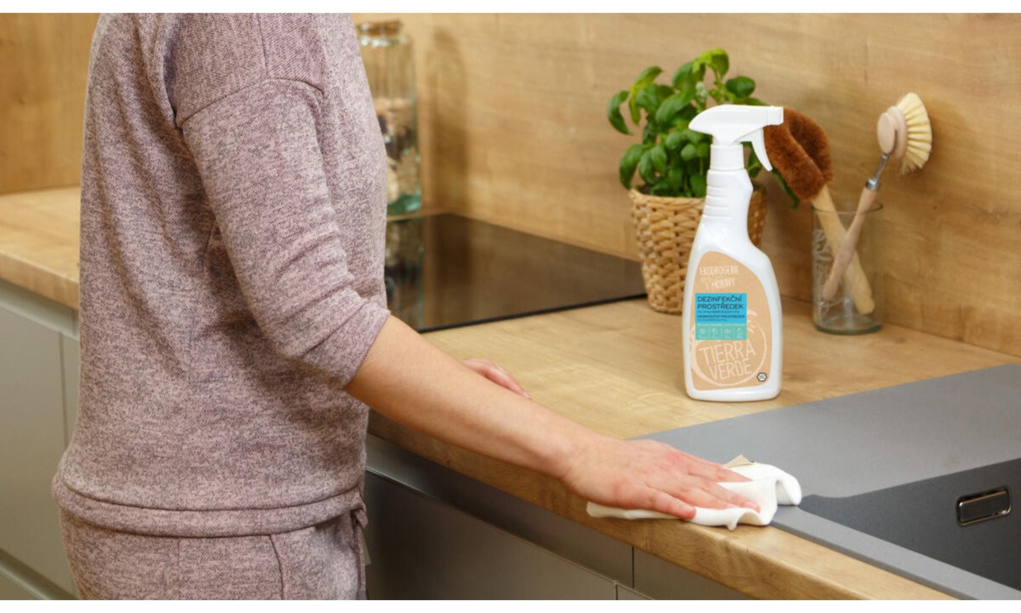 Méně domácí chemie