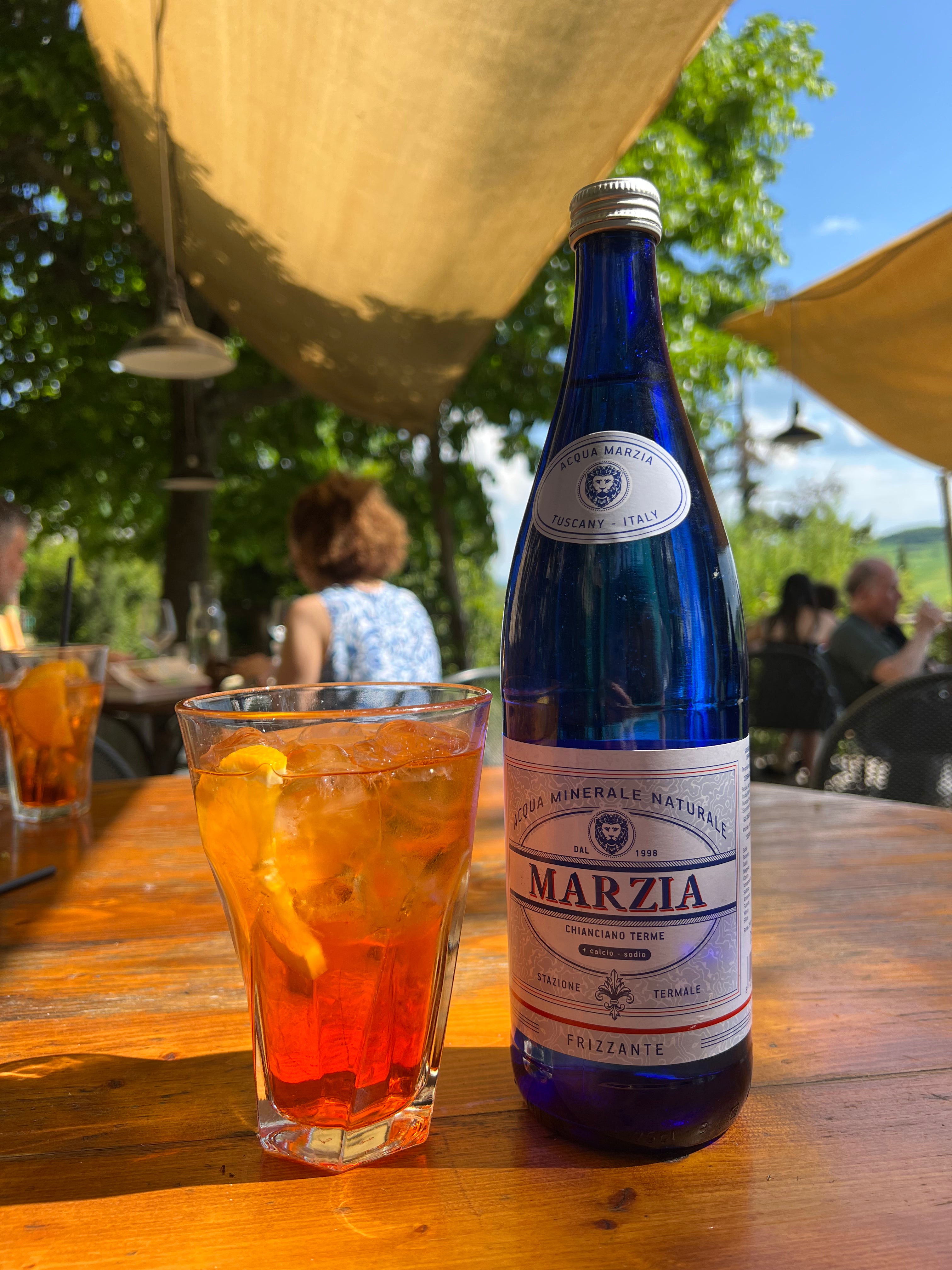 Marzia prémiová minerální voda - perlivá 750 ml